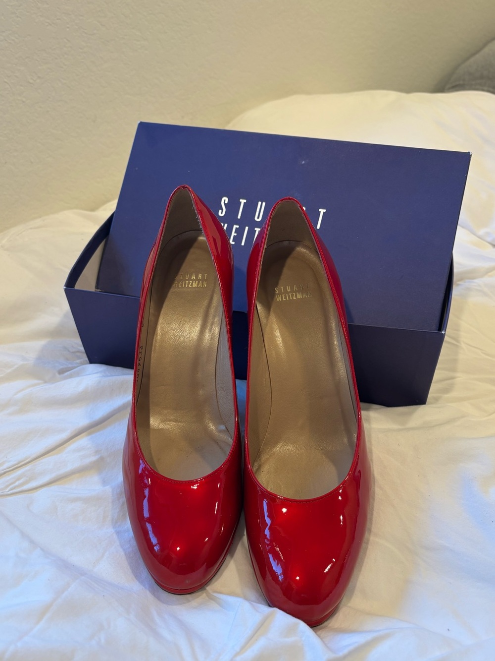 Stuart Weitzman Red Patent Leather Round-Toe Pumps